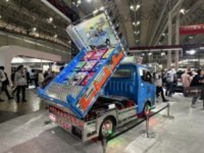 あのダイハツがガチで造った“軽デコトラ”が凄まじい！ガチ勢も頷く納得の造形…裏には緻密な“計算”も