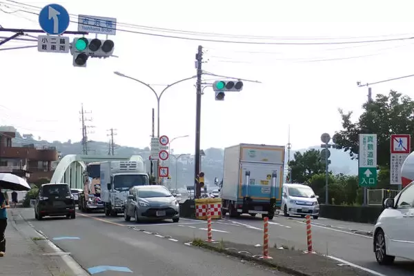 「えっ、旧道も“有料”かよ…！」もはや伝説!? 日本有数の「有料道路だらけ」エリアで“無料化された道”3選 便利になるにはお金がかかった！