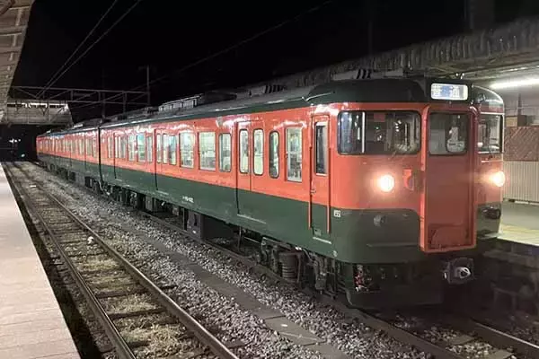 「あの頃の信越本線」を追体験！ 2社の国鉄型電車で“昼行＆夜行急行”の団体列車運行へ