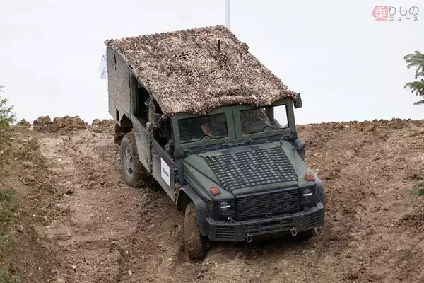 「史上最強の「ベンツGクラス」 特殊部隊も愛用する納得の理由 ドローンとも連携します！」の画像