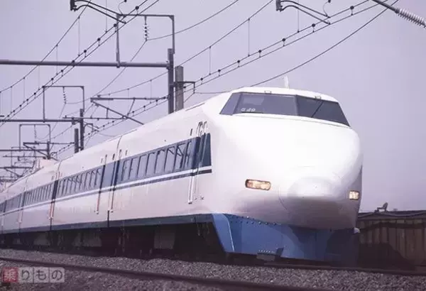 懐かしの「100系新幹線」沿線にお披露目 社内保存車を移設 学研都市線・徳庵駅