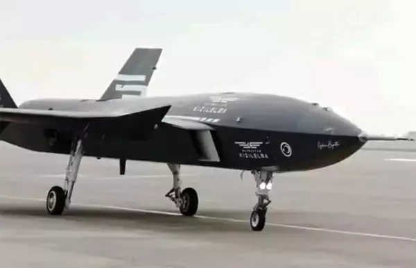 米国の機体よりも早い!? 無人戦闘機がついに機内から兵装発射！ ステルス性能を最大限活かせるように“もはや創作物の話ではない”トルコ