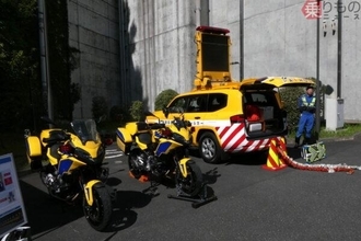「あ、三角コーンがまた連れ去られた！」 諸行無常な高速道路メンテナンス「現場あるある」を解決するアイテムたちを実見！ 「技術で何とかする」の最前線