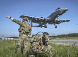 「地上で戦う空軍兵士!? 戦場の空を地上から支える「スペシャリスト集団」 実は “脱落率9割” の超難関」の画像1