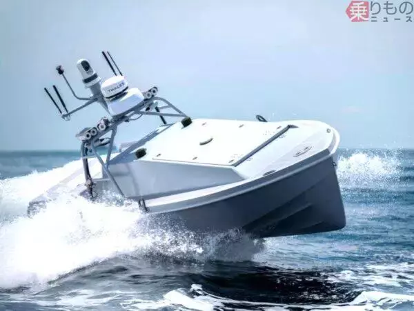 イラン海軍の潜水艦が「撃破される瞬間」捉えた映像が公開 3隻の無人ボートが基地を急襲  “米軍史上初”の攻撃