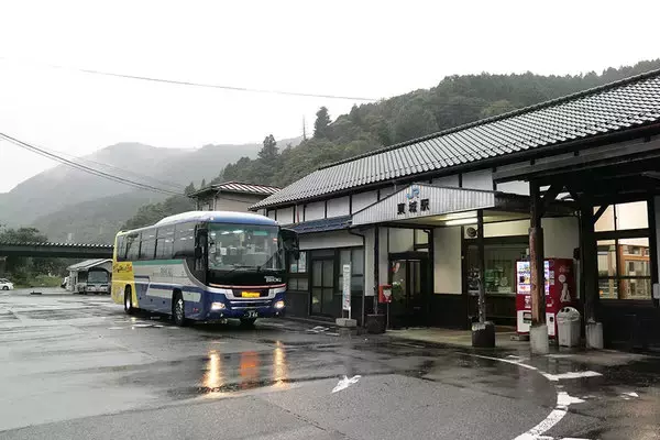 「芸備線はなぜ“天文学的な赤字”路線になったか 鉄道が役割果たしていない現状」の画像