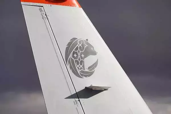 航空自衛隊千歳基地 T-4練習機に新マークを採用 真相を基地へ聞いた