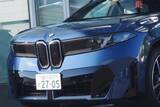 「肥大化したBMWの“鼻”、一転小さくなったワケ 「プラスとマイナスの面を振り返ると…」 新世代SUVの狙いを聞いた」の画像1