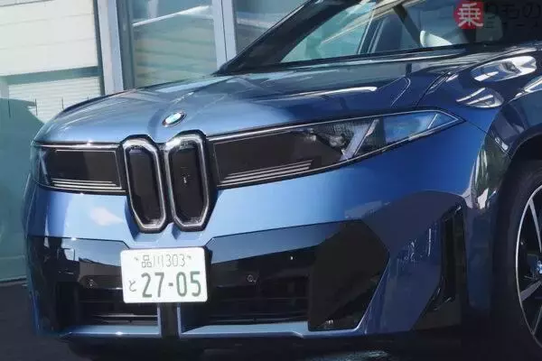 肥大化したBMWの“鼻”、一転小さくなったワケ 「プラスとマイナスの面を振り返ると…」 新世代SUVの狙いを聞いた