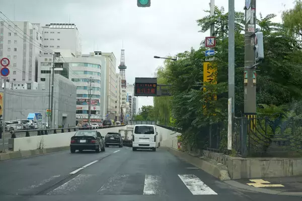 「高速‐札幌駅」を5kmトンネルで直結！ 都心ぶち抜き計画が本格始動 国道5号「創成川通」で交通規制