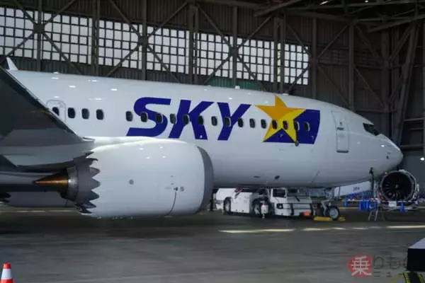「操縦席でも静かすぎ…」パイロットも驚愕！ 日本初上陸の新型旅客機、スカイマークが全容を公開