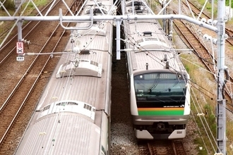 なぜ電柱は倒れたか 東海道線が衝突し7人負傷 JR東日本が調査結果を公表