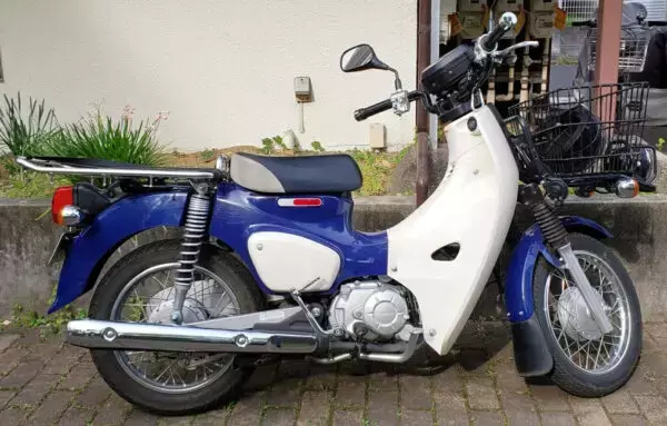 「俺が停めたんじゃない！」バイクを勝手に移動されて駐禁切られた！ 理不尽すぎる法律、弁護士さんどうなの？