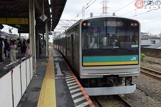 1400両あった元祖「銀色の通勤電車」がJR東日本で絶滅間近 国鉄末期デビュー「205系」の“沼”と現在地