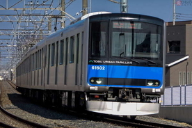 東武アーバンパークラインに5両編成の新型車両投入 現行車両も6両編成から5両編成に