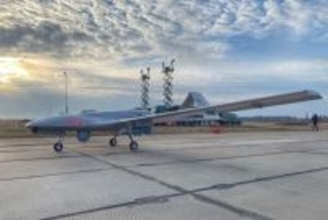 すでに陸自が「ドローン1200機」を保有!? “自爆型”の調達や戦闘ヘリの代替も計画自衛隊「無人化」の最新状況