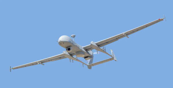 すでに陸自が「ドローン1200機」を保有!? “自爆型”の調達や戦闘ヘリの代替も計画自衛隊「無人化」の最新状況