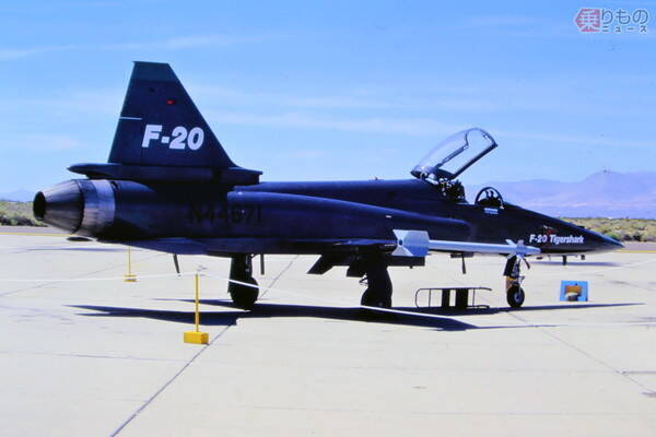 悲運すぎる高性能機？ F-20「タイガーシャーク」わずか3機で終わったワケ しかし日本で超有名に