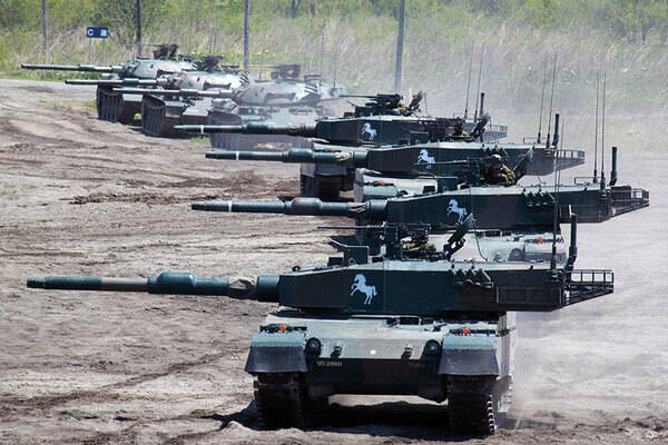 「74式戦車」もうすぐ退役 丸っこい戦車はもう出ないのか？ カクカクへ変わった合理的な理由