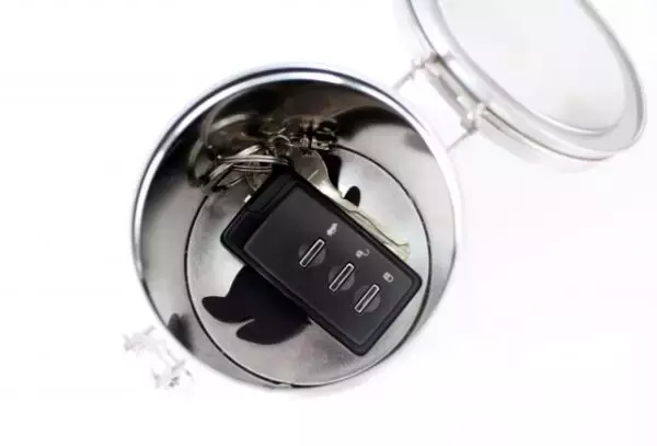 スマートキーの「節電モード」知ってる？ 0円でできる“最強の防犯対策”とは デジタルキー＆指紋認証の最新事情も