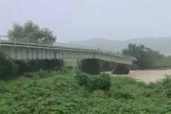 東北の鉄道 大雨の被害状況＆運行情報まとめ 山形新幹線5日も不通 秋田～青森2ルート寸断