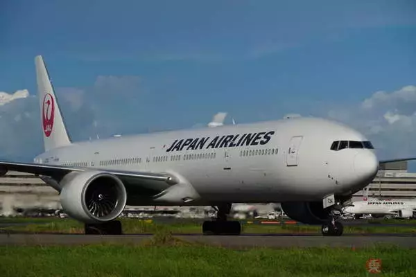 「「まだまだ飛べる！」 退役始まる「JAL現長距離国際線主力機」…パイロット、整備士らから見た評価とは」の画像