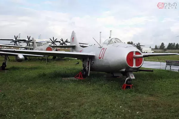 「戦闘機として「普通に飛べる、けど使えない」衝撃の理由って!? 旧ソ連 “最初のジェットMiG” がある意味伝説だった」の画像