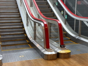 乗れるのは2月末まで！ 世界で名古屋だけ？「異形のエスカレーター」見てきた 直下には謎の「エスカレーア」も
