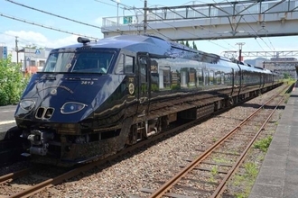 消えたはずの“食堂車”が復活、しかも進化!? 予約なしで温かい食事OKな「現代の食堂車」たち