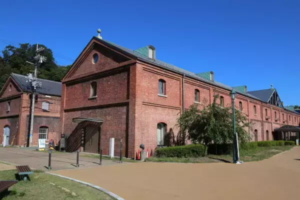 「海自「水上艦隊」誕生でどう変わった!? 護りの要「5大基地」それぞれのスゴい特徴 さらに巨大化する基地も」の画像