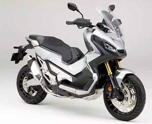 「これが日本で一番「値崩れしないバイク」なの!? 中古で新車価格超えも 一体なぜそんなに高いのか？」の画像