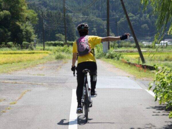 「自転車をやめた」も多数!? 青切符導入でここまで意識が変わった！ 「絶対に止まるようになった」「捕まるくらいなら最初から車」一部行為には“危険”の声も