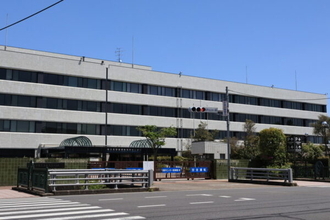 「免許更新じゃありません」 わざわざ埼玉の“遠い免許センター”へ→食堂に「埼玉のソウルフード」がいた！