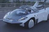 「実在したぞ「空飛ぶスポーツカー」！  ボタン一つで飛行機へウイィンと変形 国から認可」の画像1