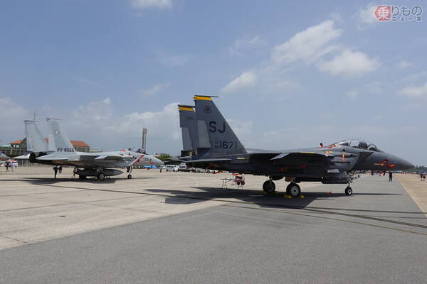 日本初配備 米軍「F-15E」戦闘爆撃機やってきた 東アジアに“睨み” 空自F-15Jとどう違う？