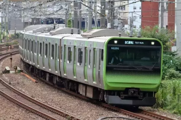 なぜ山手線はウグイス色？ 最初は「誤乗防止」が理由じゃなかった⁉ “地味な色の電車”を激変させた真の理由