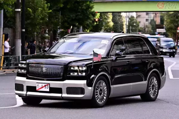 トランプ大統領の車列になぜ!?「仮ナン付きセンチュリーSUV」驚きの正体 窓ガラスの“謎ディテール”その意味は？