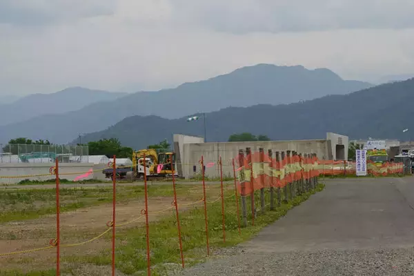 「「貫通から10年経つトンネル」ようやく日の目？ 日本一長い川沿い「約50kmの大規模バイパス」計画のいま（後編） まだまだかかりそう？ 現地では“別のバイパス”も建設中」の画像