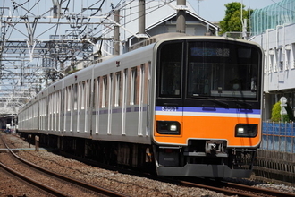 「顔パス改札」ついに都内上陸！ 東武最大のターミナルに15日導入 既存機に“後付け”で実現