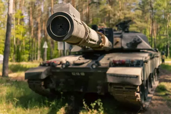 撃破されてもウ軍はベタ褒め？ 「チャレンジャー2」戦車は何がいいのか メディアの批判と裏腹の“評価”