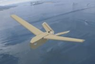 海自の射撃訓練に謎の「テープぐるぐる無人機」出現！ じつは業界注目の最先端ドローンかも？