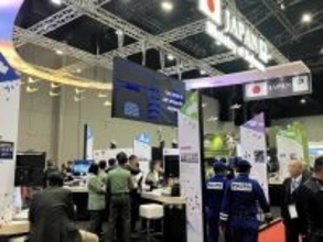 日本の「武器輸出」想像以上の注目？ “三原則”改定直後の海外展示会が大盛況だった件 ただ“肩透かし”の声も