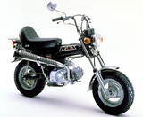 「「この争い、もうやめようか…」 静かな販売合戦を終わらせた「原付でアメリカン」の傑作とは？ ライバルひれ伏し15年存続!?」の画像1