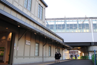 120年越しの大変貌！ 日本初の立体交差駅「折尾」改良大詰め さらば最後の地上ホーム