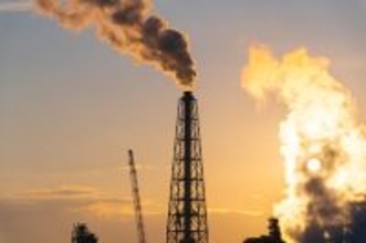 「EV、エコじゃない。製造時にCO2が大量」「廃棄にも大量」そう思っている人に見せたい「指標」 ガソリン車と比較してみると