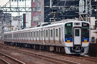 駅員や乗務員「ネッククーラー」も着用OKに スタッフの暑さ対策さらに強化 南海電鉄