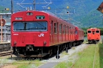 残存率わずか1％！ 最多を誇った国鉄通勤形電車「103系」 和田岬線から引退、残りは？
