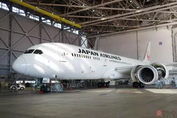 「「世界初の独自開発超音速ジェット機」に施された“珍外装”、どんなもの？ 実用旅客機ではいち早く「トレンド」に」の画像