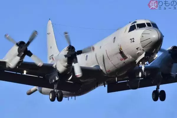ロシア潜水艦が「沖縄の島々の間」に出現！ 自衛隊機が上空から撮影した鮮明な画像が公開