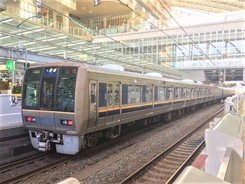 JR西日本の「207系」電車がデビューした日 学研都市線の新エース車両 -1991.4.30